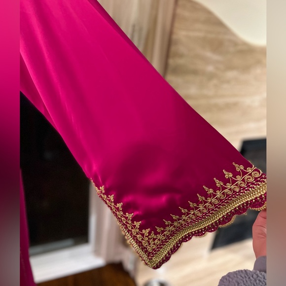 Moroccan-style Kaftan. - Picture 4 of 5